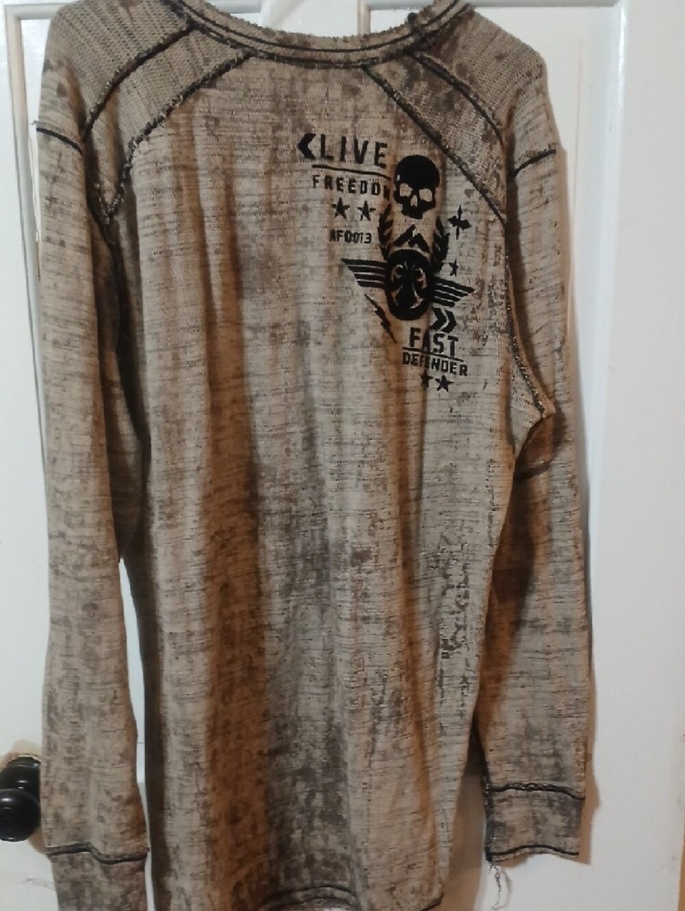 Affliction Beige Long-Sleeve Graphic Crewneck Shirt with Black Print Reversible - Picture 3 of 8